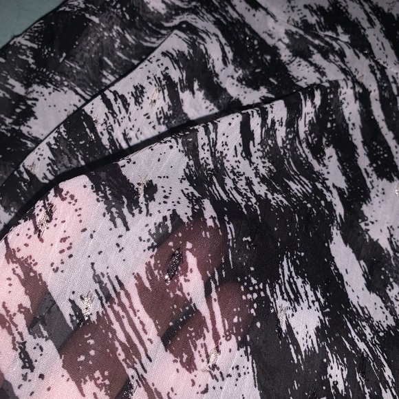 🔻👇price drop👇🔻Express size S Metallic Printed Pleated Shoulder Ruffle Dress - Picture 14 of 16